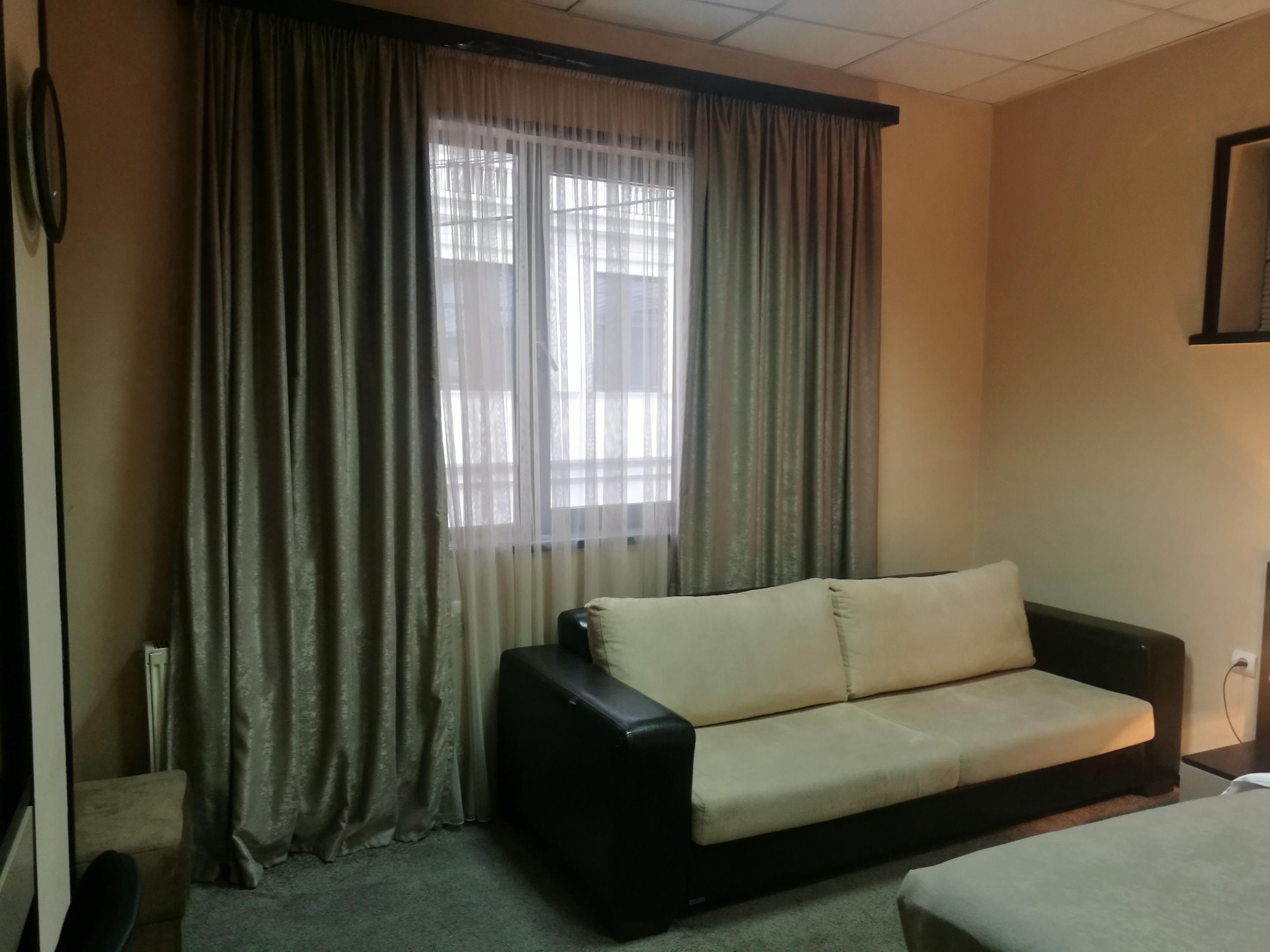 Hotel Diplomat Тбилиси Екстериор снимка
